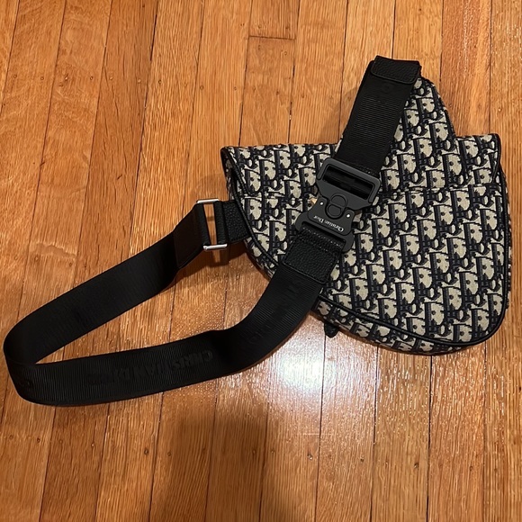 Christian Dior Saddlebag - Picture 3 of 5